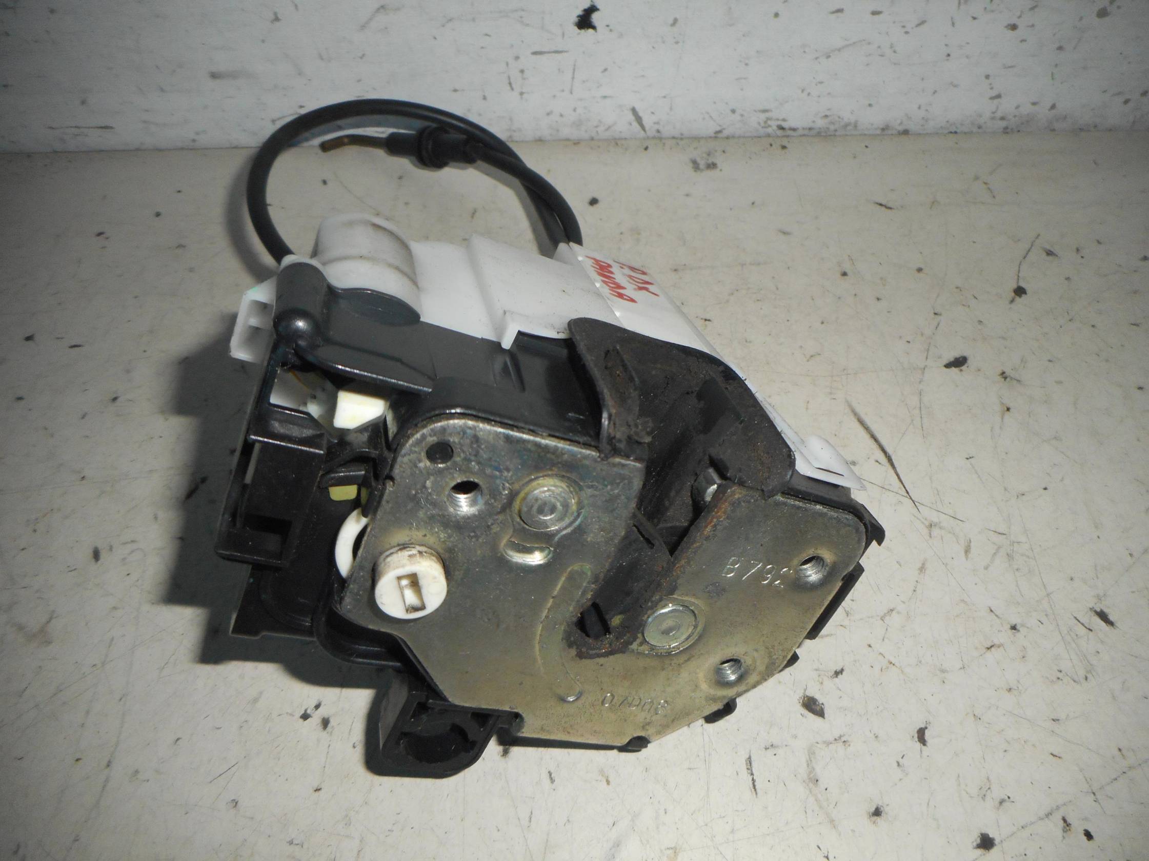 Serratura porta post. dx.